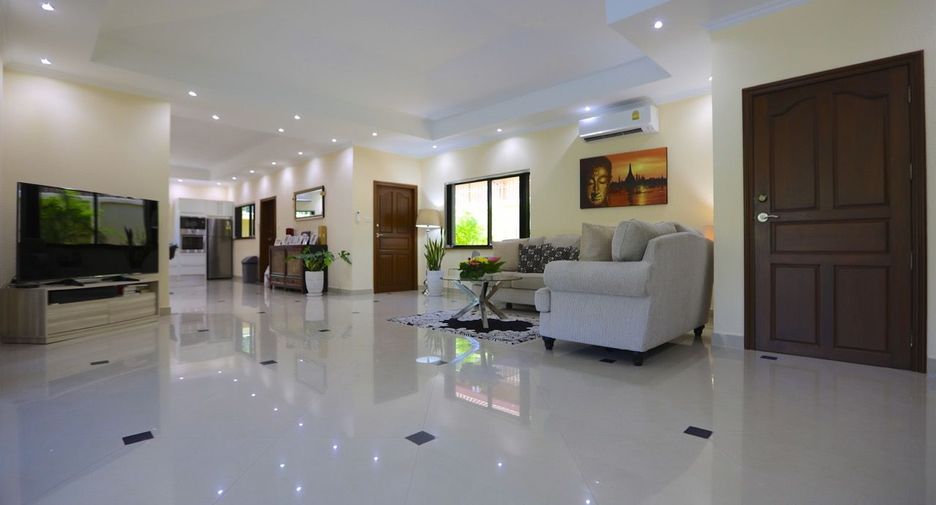 À vendre 3 chambres maison à Jomtien, Pattaya