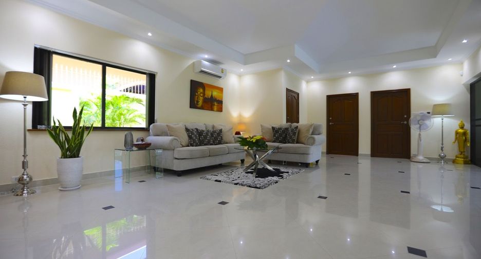 For rent and for sale 3 bed house in Jomtien, Pattaya