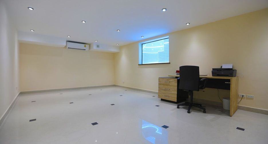 À vendre 3 chambres maison à Jomtien, Pattaya