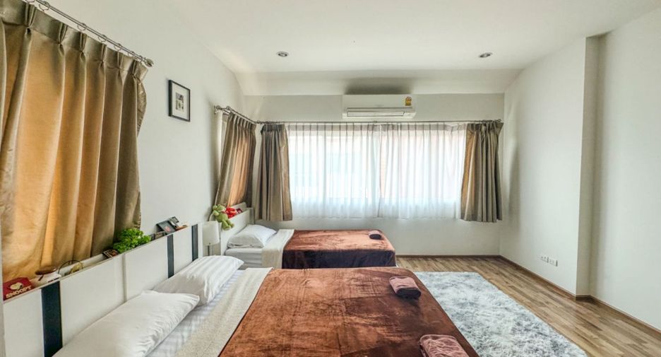 À louer et à vendre 4 chambres maison à North Pattaya, Pattaya