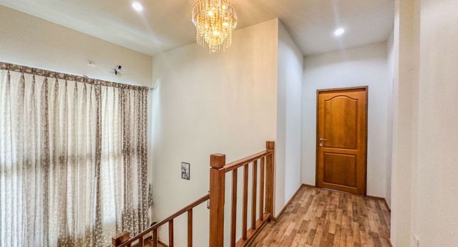 À louer et à vendre 4 chambres maison à North Pattaya, Pattaya