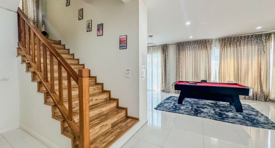 À louer et à vendre 4 chambres maison à North Pattaya, Pattaya