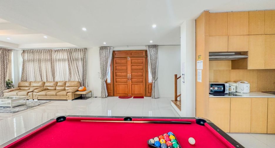 À louer et à vendre 4 chambres maison à North Pattaya, Pattaya