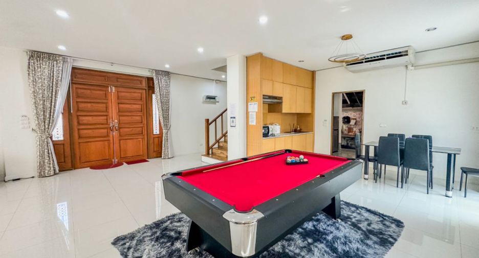 À louer et à vendre 4 chambres maison à North Pattaya, Pattaya