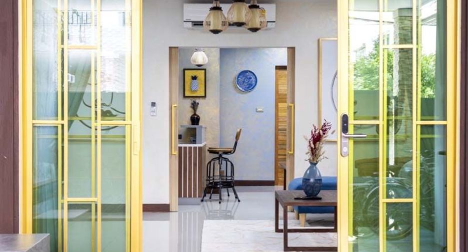 For rent 4 bedrooms house in Mueang Chiang Mai, Chiang Mai