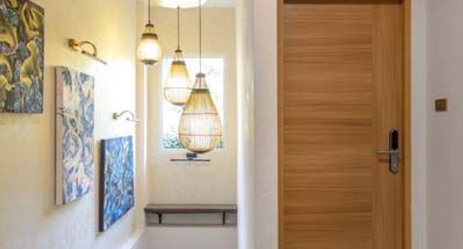 For rent 4 bedrooms house in Mueang Chiang Mai, Chiang Mai