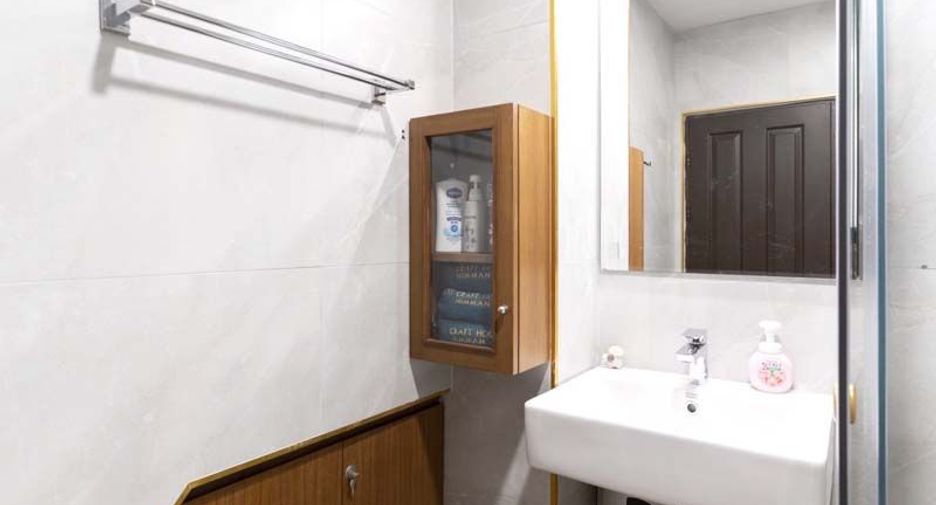 For rent 4 bedrooms house in Mueang Chiang Mai, Chiang Mai