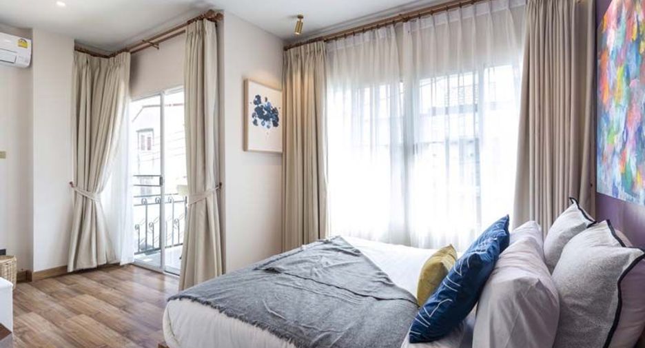 For rent 4 bedrooms house in Mueang Chiang Mai, Chiang Mai