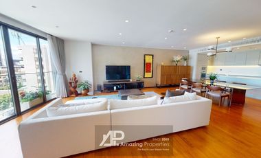 For sale 2 bed condo in Watthana, Bangkok