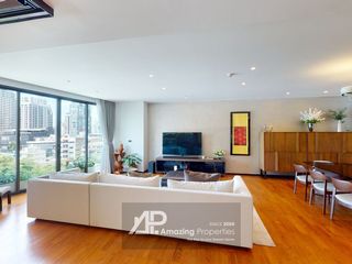 For sale 2 Beds condo in Watthana, Bangkok