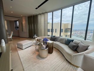 For sale 2 ベッドルーム condo in Khlong San, Bangkok