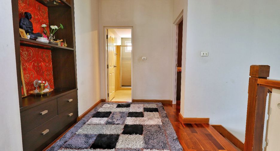 Casa en venta de 4 habitaciones en Bang Khen, Bangkok