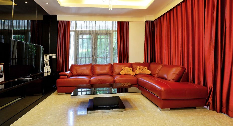 Casa en venta de 4 habitaciones en Bang Khen, Bangkok