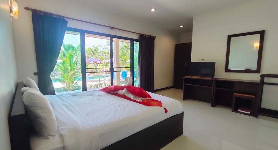 For rent 2 bedrooms villa in Mueang Phuket, Phuket