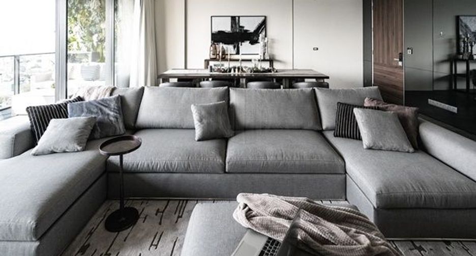 For sale 3 bedrooms condo in Watthana, Bangkok