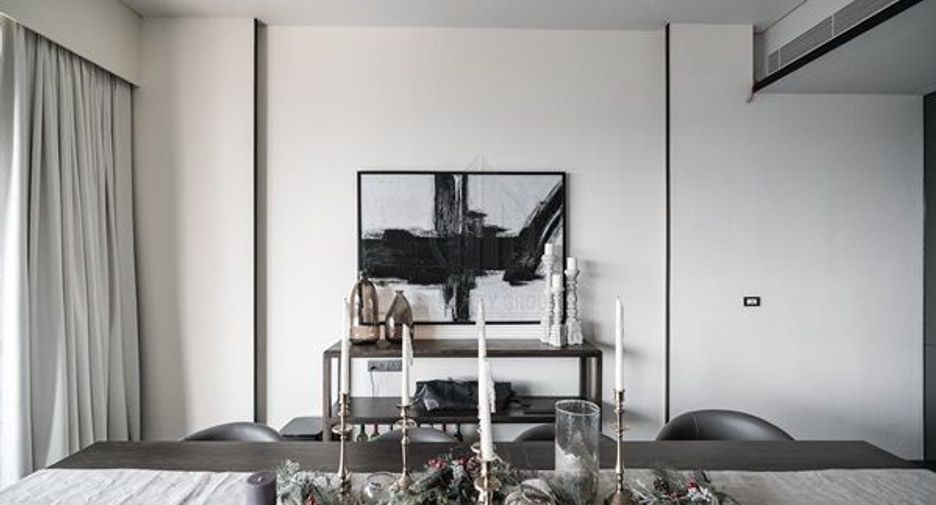 For sale 3 bedrooms condo in Watthana, Bangkok