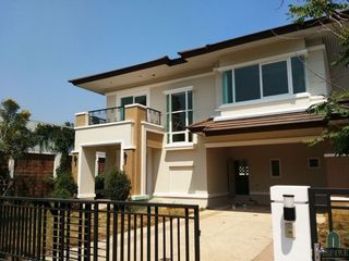 For sale 3 ベッドルーム house in Chom Thong, Bangkok