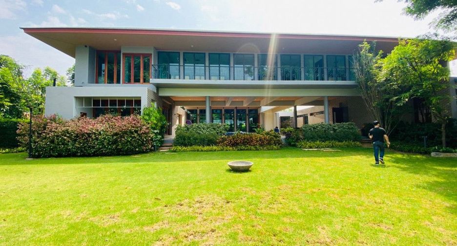Casa en venta de 4 habitaciones en San Sai, Chiang Mai