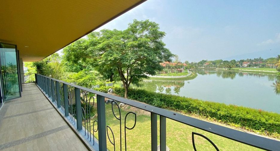 Casa en venta de 4 habitaciones en San Sai, Chiang Mai