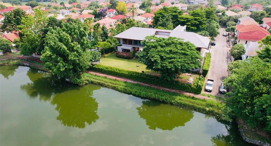 Casa en venta de 4 habitaciones en San Sai, Chiang Mai