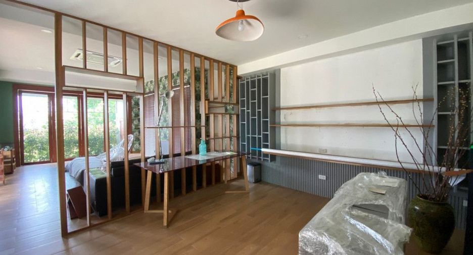 Casa en venta de 4 habitaciones en San Sai, Chiang Mai
