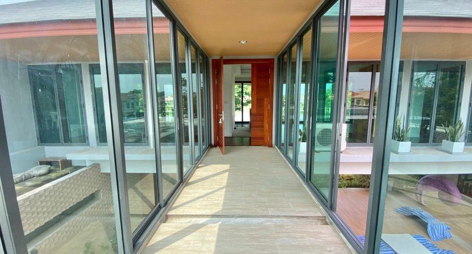 Casa en venta de 4 habitaciones en San Sai, Chiang Mai