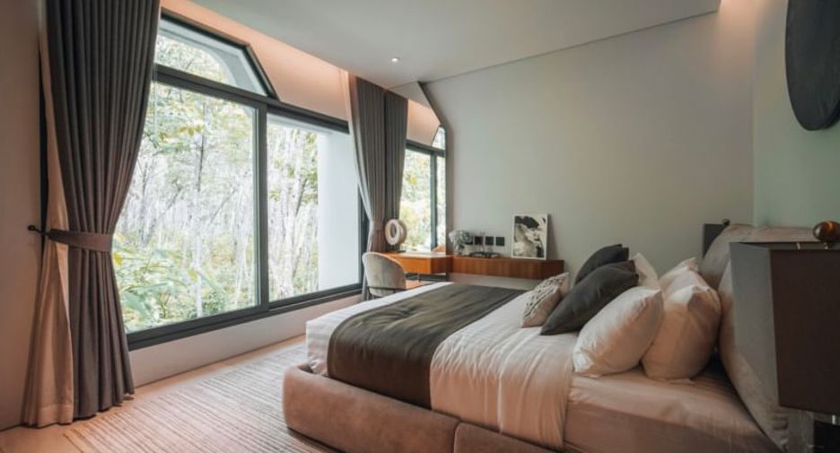 For sale 5 bedrooms villa in Thalang, Phuket