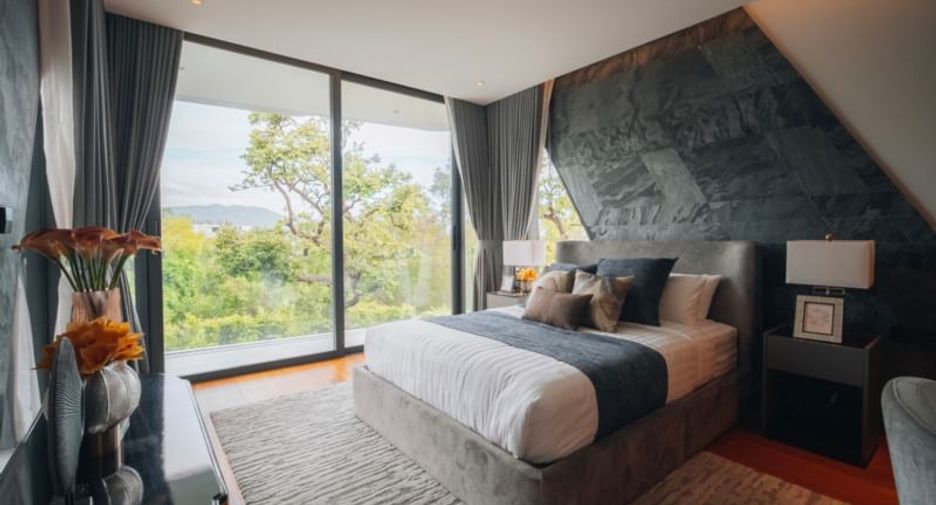 For sale 5 bedrooms villa in Thalang, Phuket