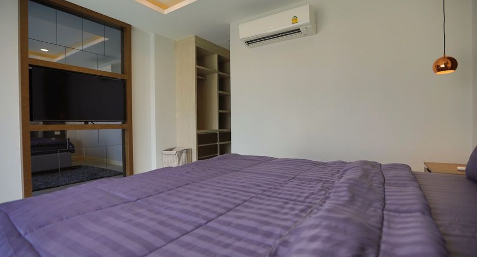 For rent and for sale 5 bed house in Bang Lamung, Chonburi