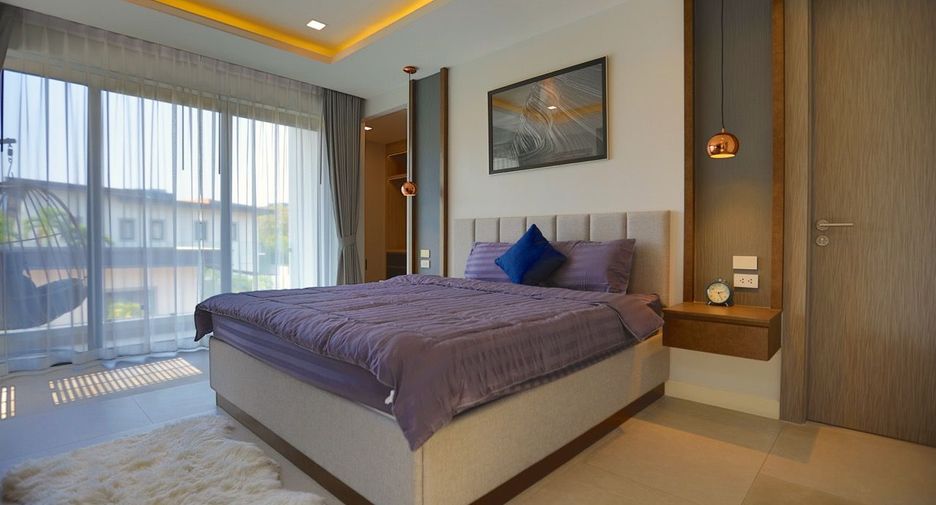 For rent and for sale 5 bed house in Bang Lamung, Chonburi
