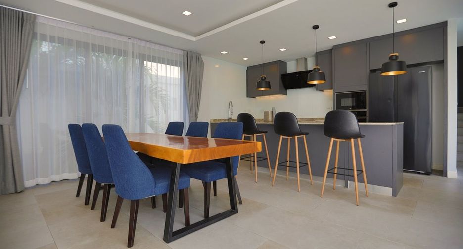 For rent and for sale 5 bed house in Bang Lamung, Chonburi