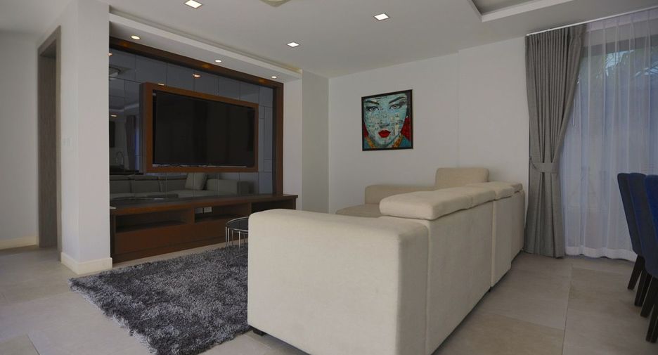 For rent and for sale 5 bed house in Bang Lamung, Chonburi