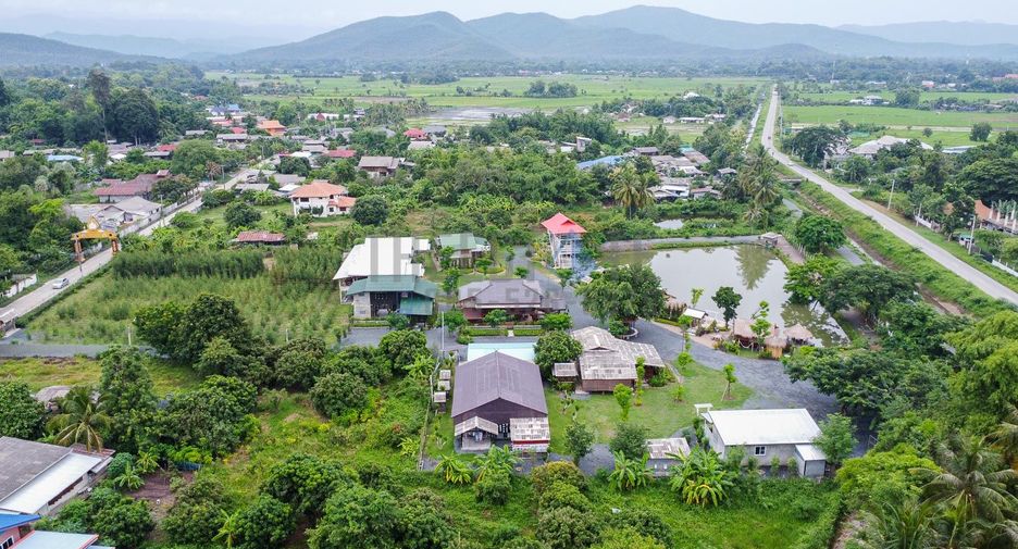 Local comercial en alquiler y en venta de 11 habitaciones en Doi Saket, Chiang Mai