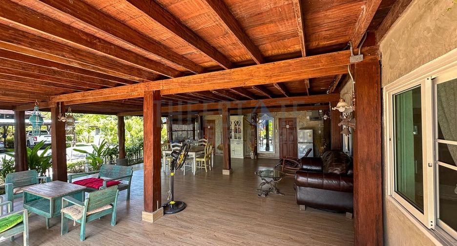 Local comercial en alquiler y en venta de 11 habitaciones en Doi Saket, Chiang Mai