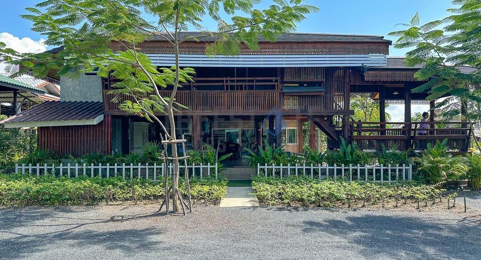 Local comercial en alquiler y en venta de 11 habitaciones en Doi Saket, Chiang Mai