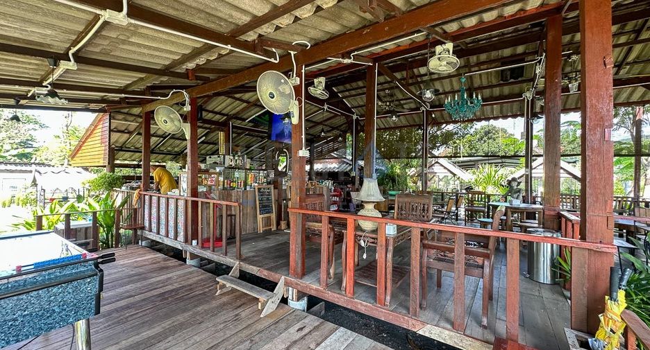 Local comercial en alquiler y en venta de 11 habitaciones en Doi Saket, Chiang Mai