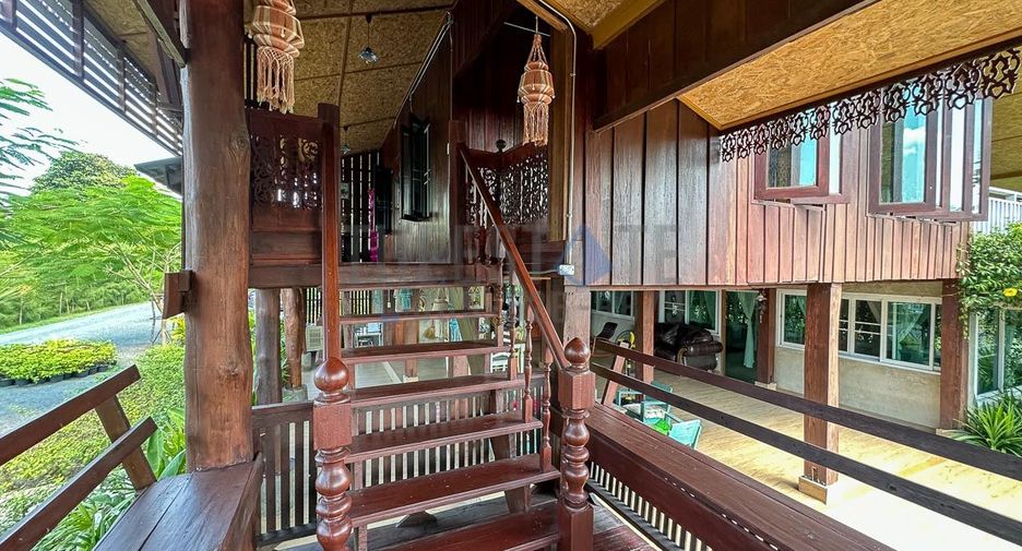 Local comercial en alquiler y en venta de 11 habitaciones en Doi Saket, Chiang Mai