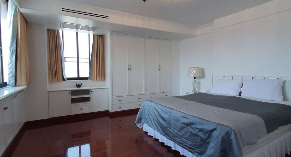 Wohnung zur Miete mit 4 Zimmer in Khlong Toei, Bangkok