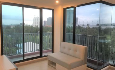 For sale 1 bed condo in Suan Luang, Bangkok