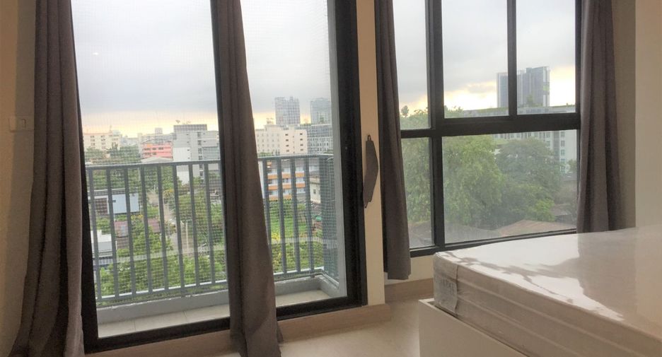 For sale 1 bed condo in Suan Luang, Bangkok