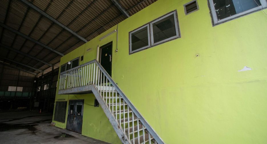 For sale warehouse in Mueang Samut Prakan, Samut Prakan