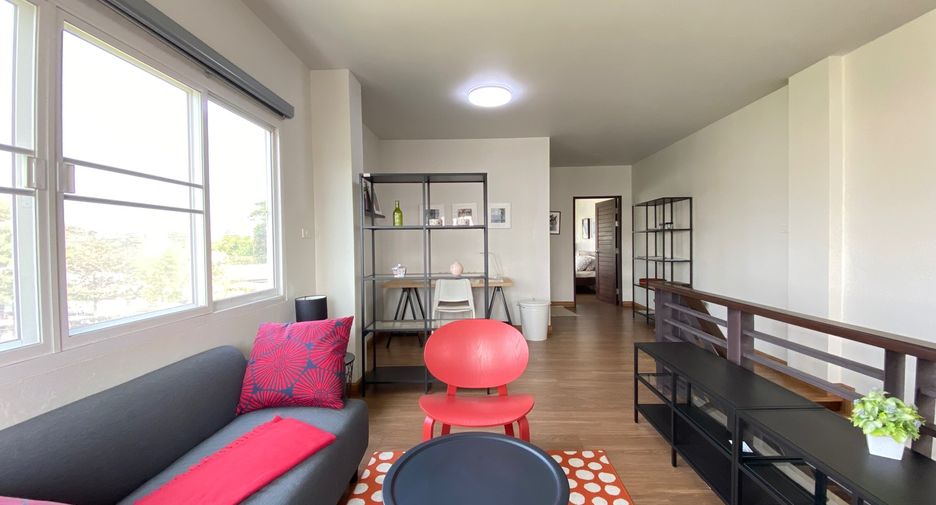 For sale 2 bedrooms retail Space in Mueang Chiang Mai, Chiang Mai