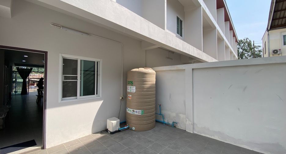 For sale 2 bedrooms retail Space in Mueang Chiang Mai, Chiang Mai