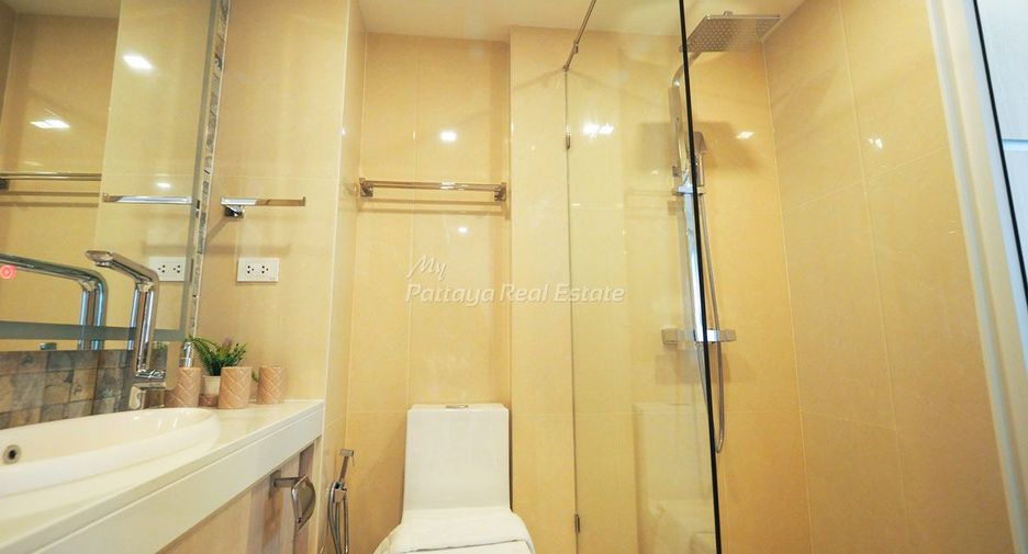 For sale 1 bed condo in Bang Lamung, Chonburi