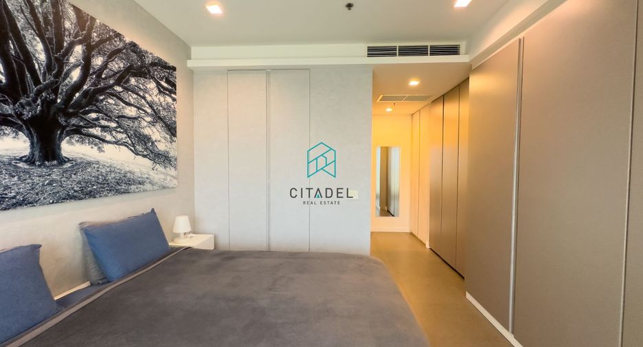 For sale 2 ベッドルーム condo in Sathon, Bangkok