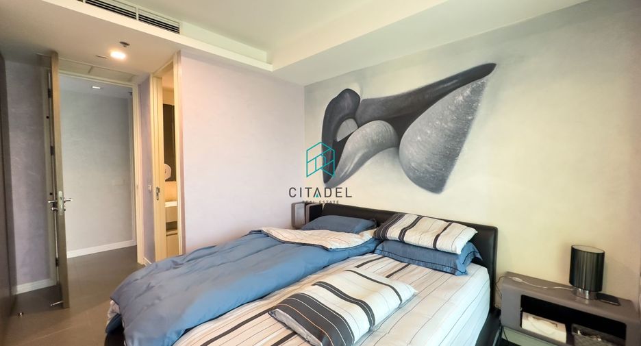 For sale 2 ベッドルーム condo in Sathon, Bangkok