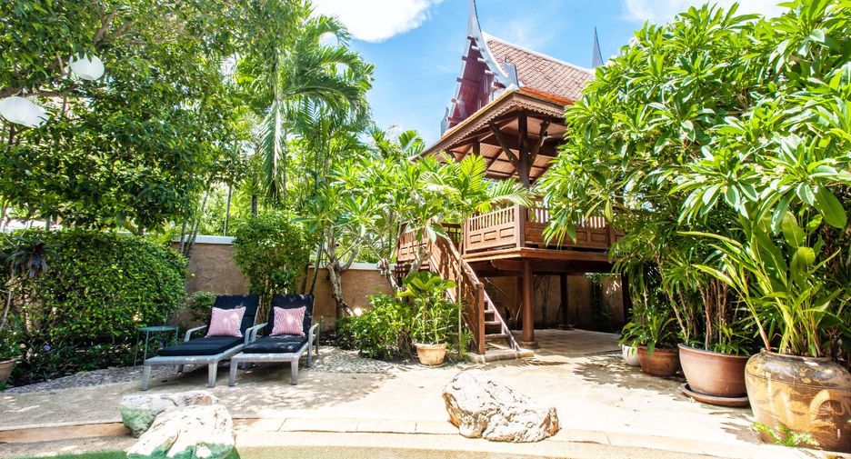 Villa en venta de 4 habitaciones en Bang Lamung, Chonburi