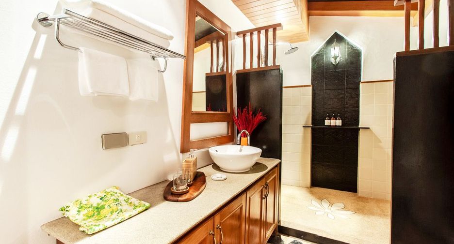 Villa en venta de 4 habitaciones en Bang Lamung, Chonburi