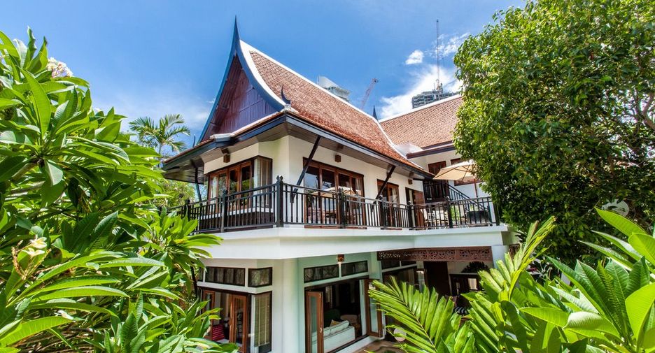 Villa en venta de 4 habitaciones en Bang Lamung, Chonburi