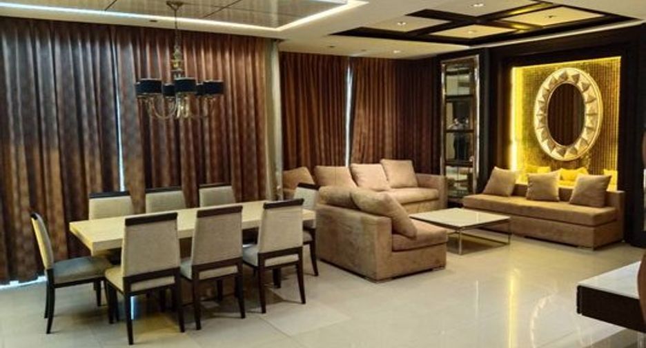 For rent 3 ベッドルーム condo in Khlong Toei, Bangkok